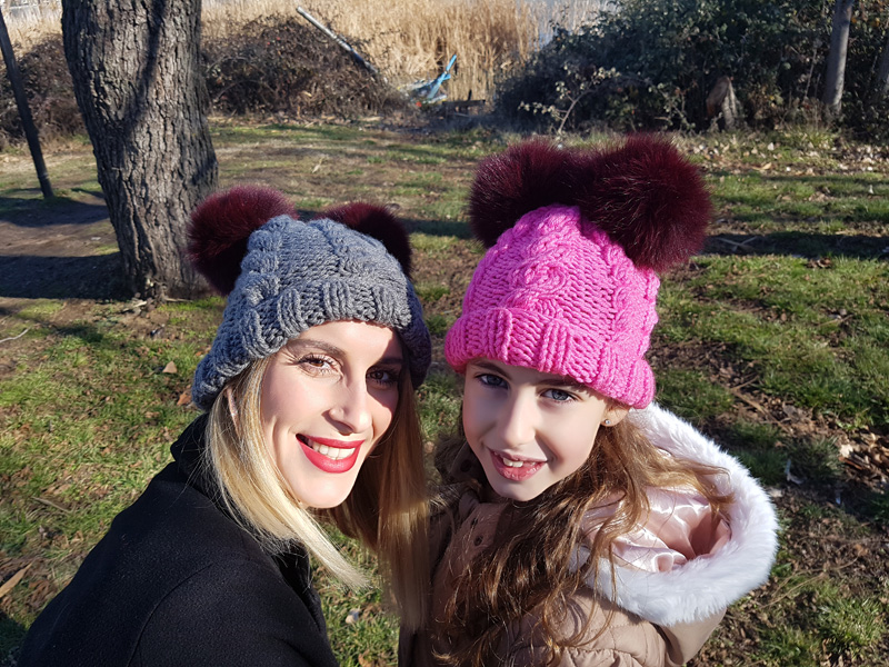 Σετ χειροποίητων σκούφων  "Mommy and me"